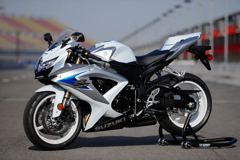 Suzuki GSXR 600 Picture Gallery Design